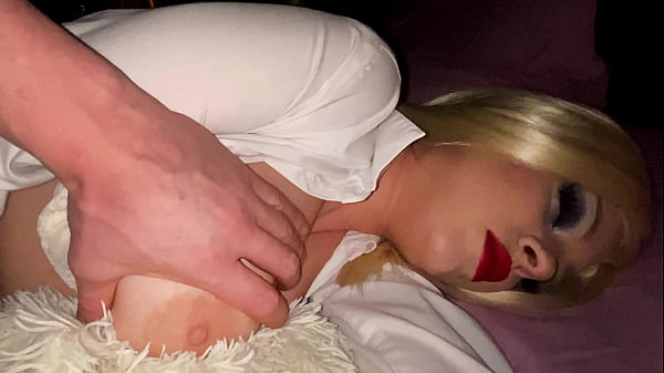 I WOKE UP MY STEPMOTHER AND CUM INSIDE HER